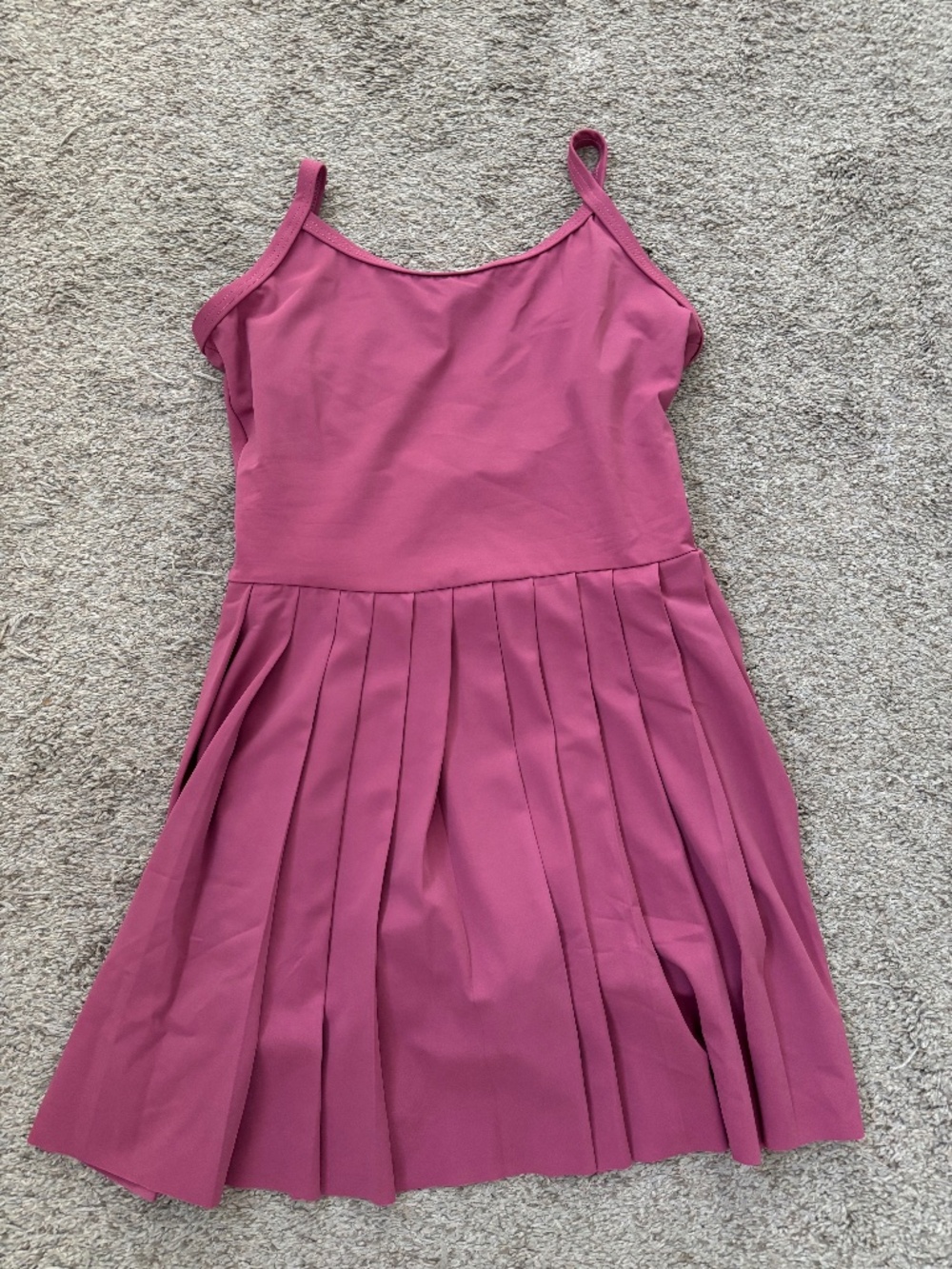 Pink sleeveless pleated dance dress Adult Small